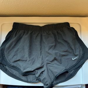 Nike Shorts- L